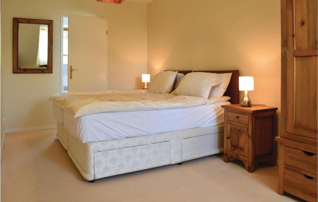 4 Bedroom Cozy Home In Port-En-Bessin-Huppain Esterno foto